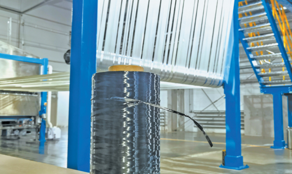 乌鲁木齐隆炬新材料：研制出T700—24K高性能碳纤维产品并实现量产