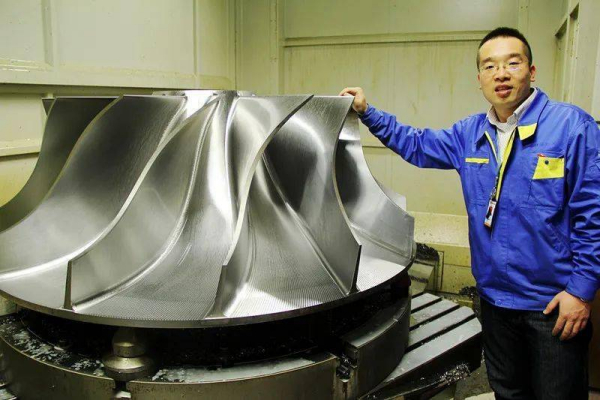 碳纤维实现国产化应用 摘取材料领域皇冠上的明珠